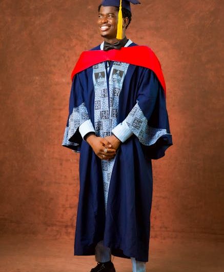 Купить диплом с внесением в реестр надежно и быстро